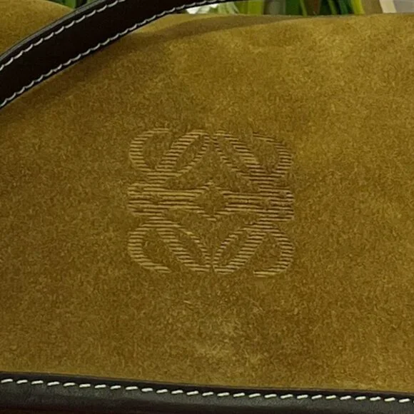 Loewe Olive and Black Crossbody Bag - Picture 2 of 15